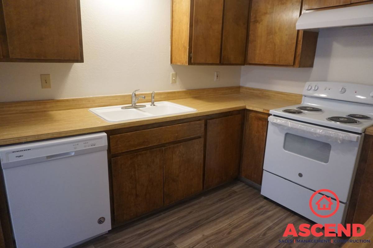 Apartment for rent at 2921 La Costa St, Bakersfield, CA 93306