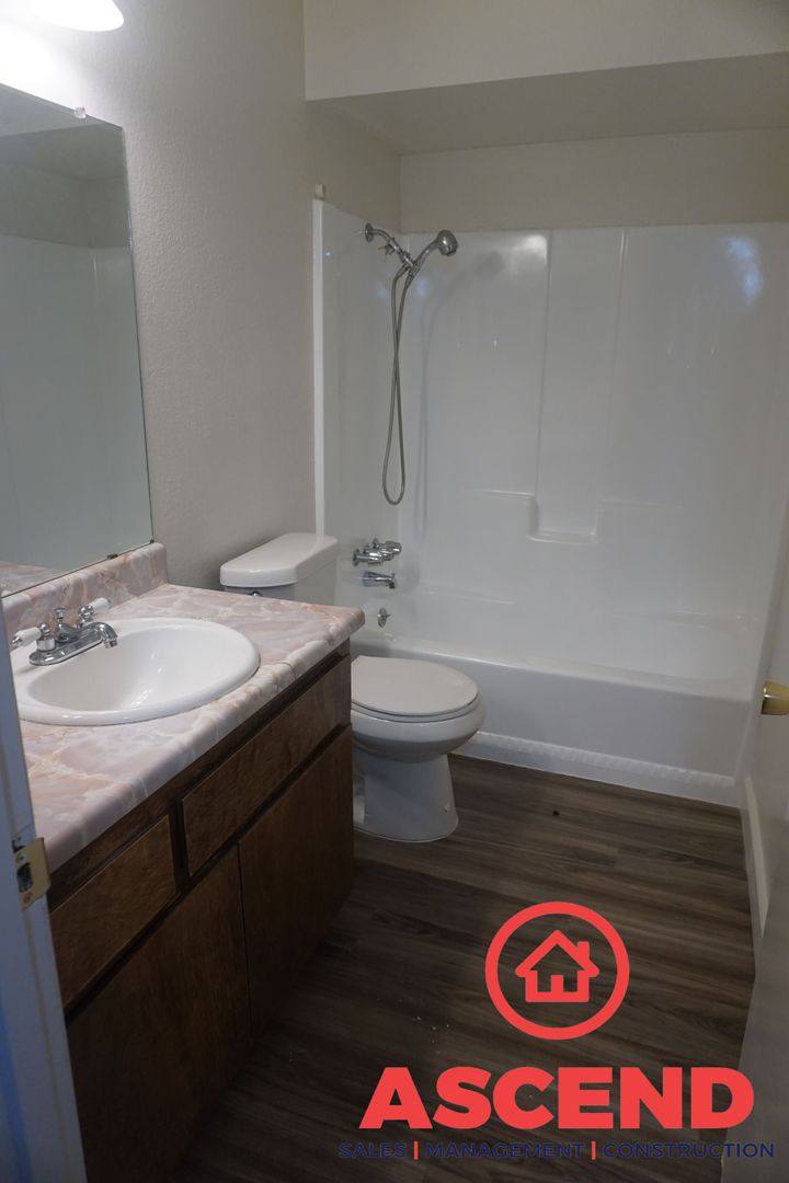 Apartment for rent at 2921 La Costa St, Bakersfield, CA 93306