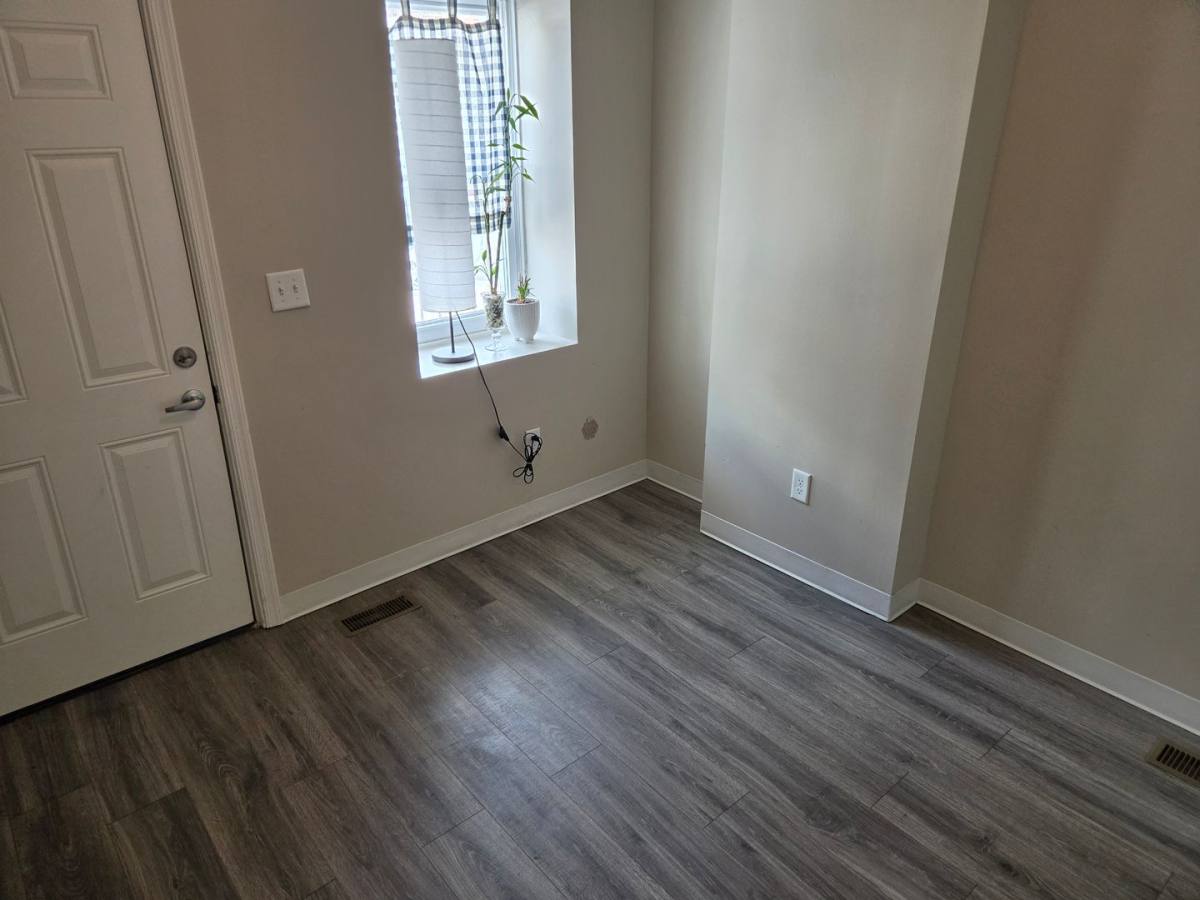 Townhouse for rent at 8 W 20th St, Wilmington, DE 19802