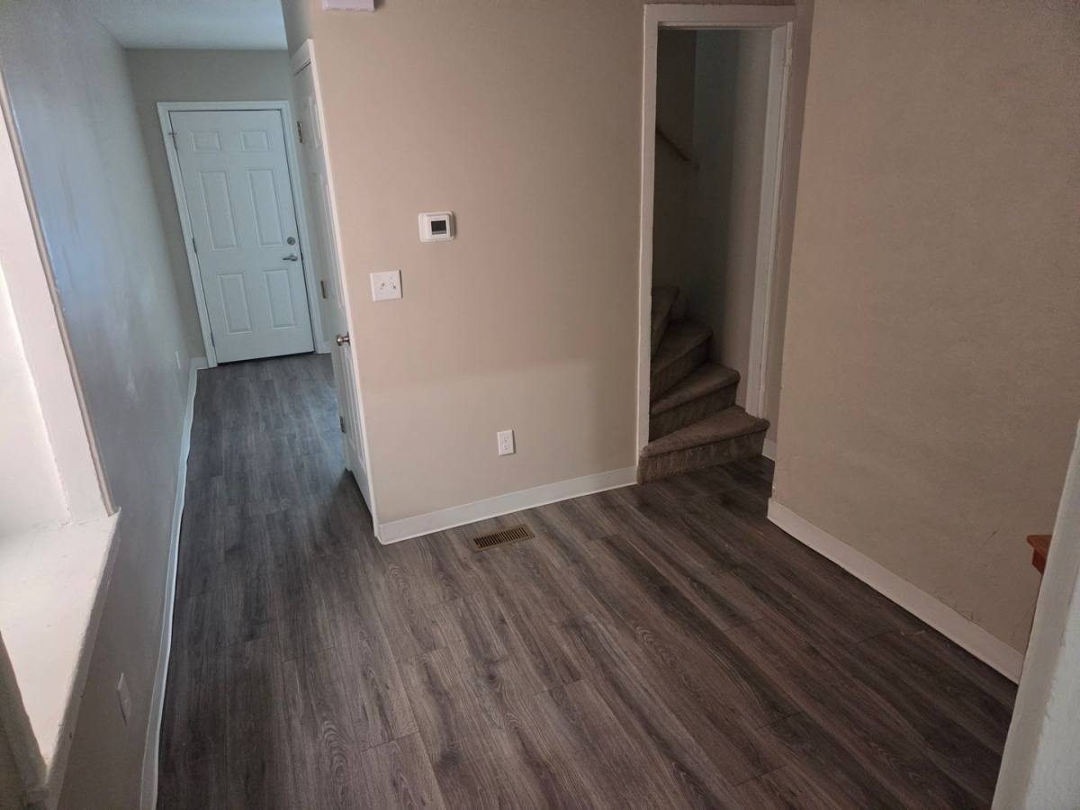 Townhouse for rent at 8 W 20th St, Wilmington, DE 19802