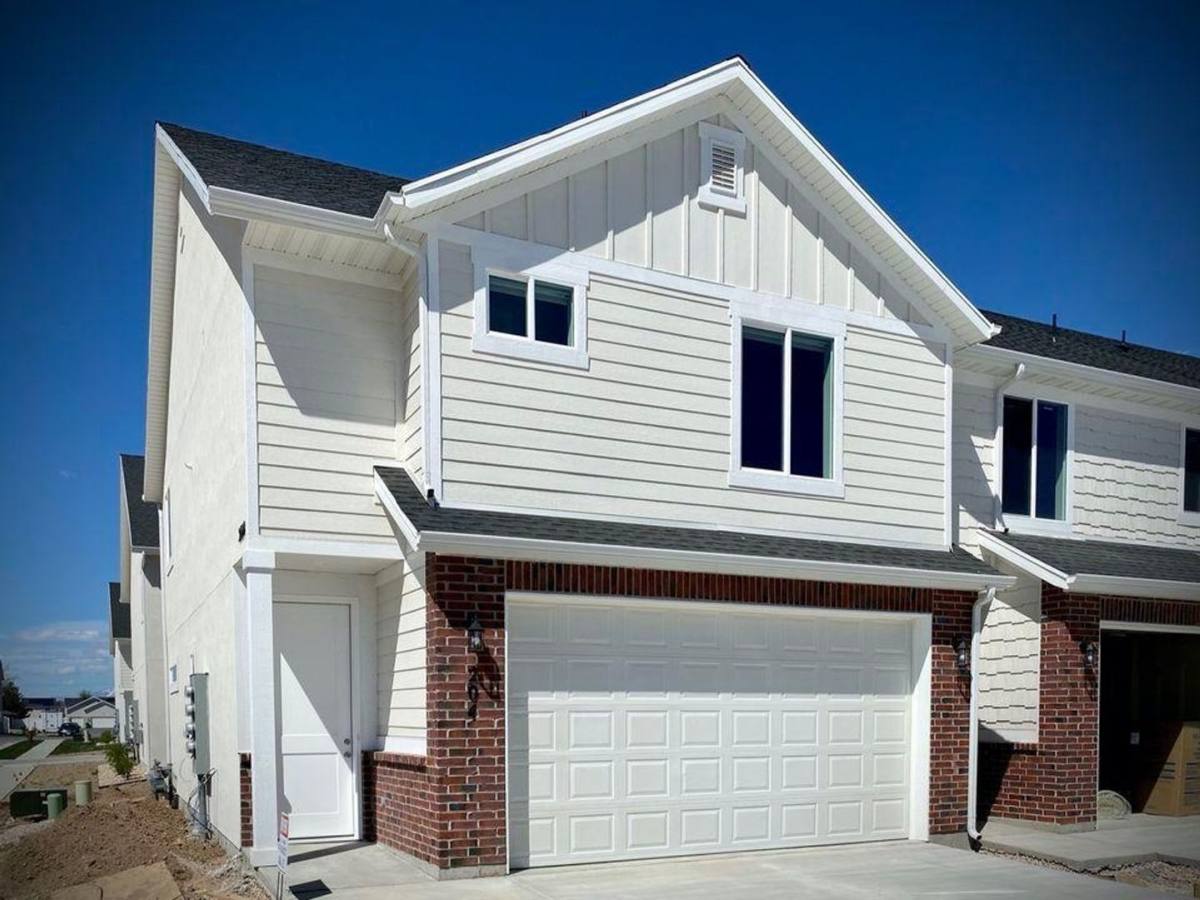 House for rent at 2664 S 2250 W, Ogden, UT 84401