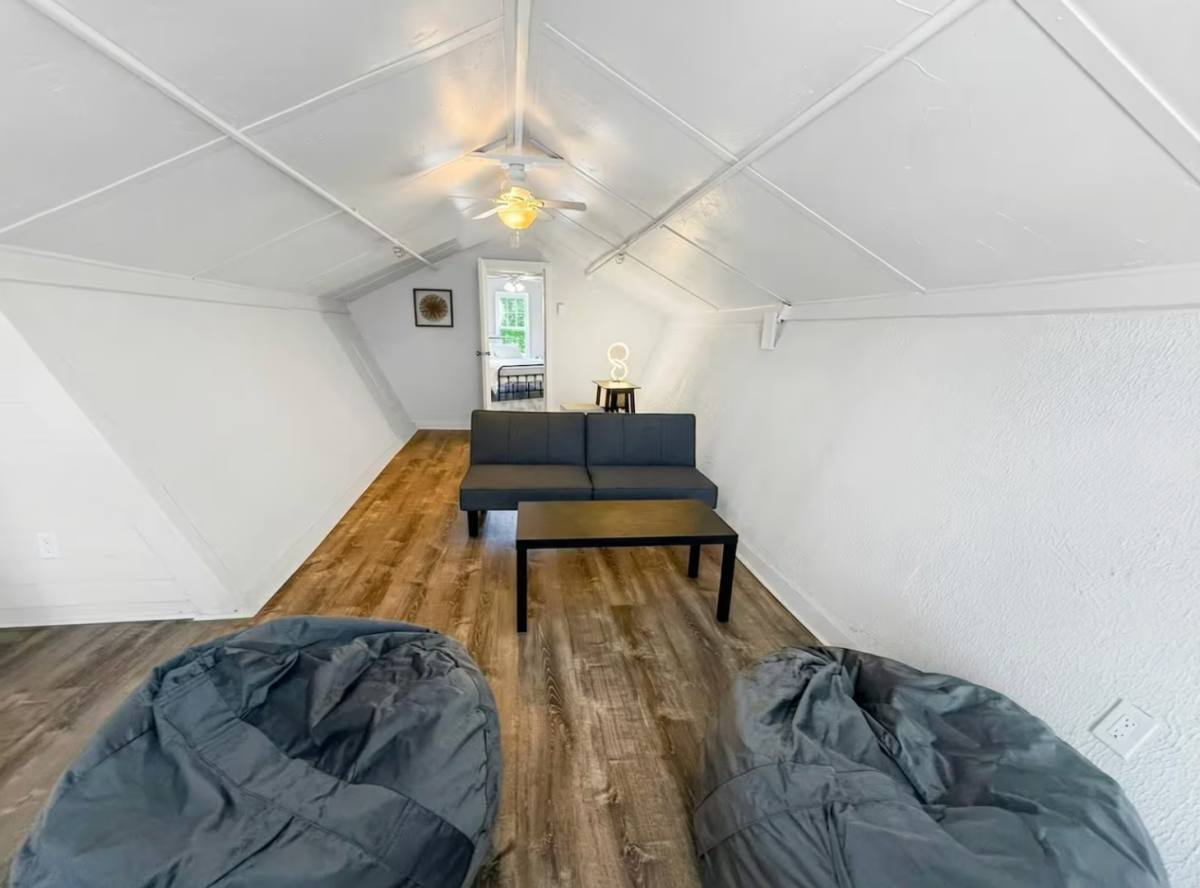 Apartment for rent at 5-7 Rock City Rd, Woodstock, NY 12498