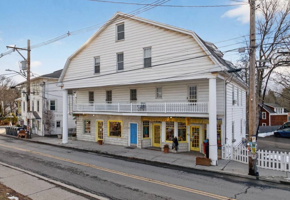Apartment for rent at 5-7 Rock City Rd, Woodstock, NY 12498