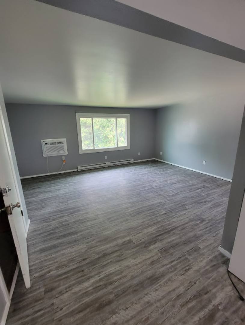 Apartment for rent at 1611 Freedom Rd, Little Chute, WI 54140