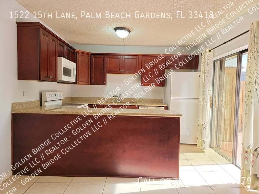 Townhouse for rent at 1522 15th Lane, Palm Beach Gardens, FL 33418