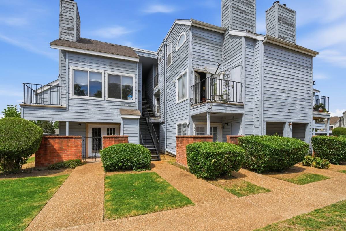Condo for rent at 1802 E 66th Place, Tulsa, OK 74136