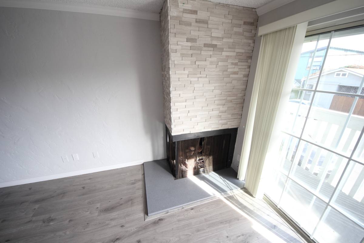 Apartment for rent at 415 N Venice Blvd, Venice, CA 90291