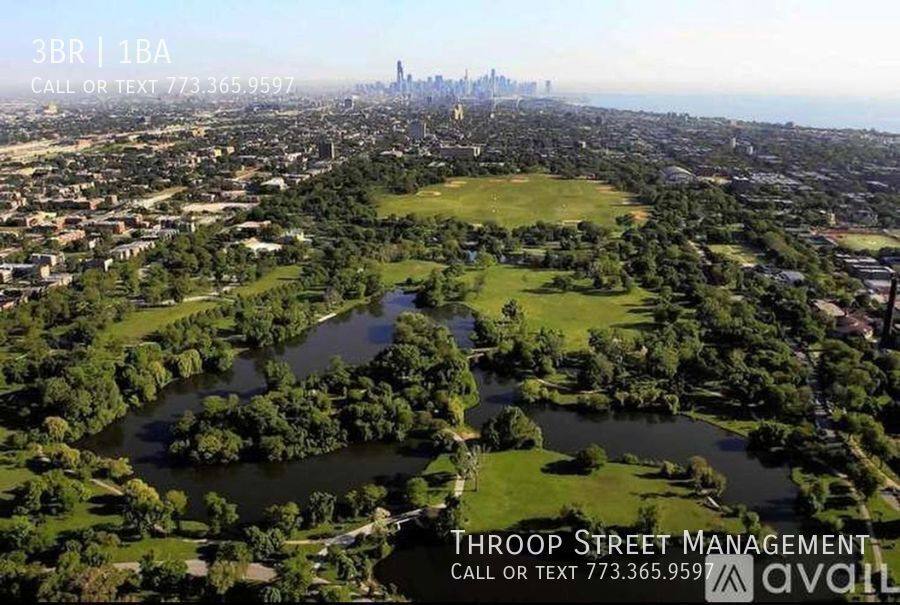Apartment for rent at 6032 S Saint Lawrence #1, Chicago, IL 60637
