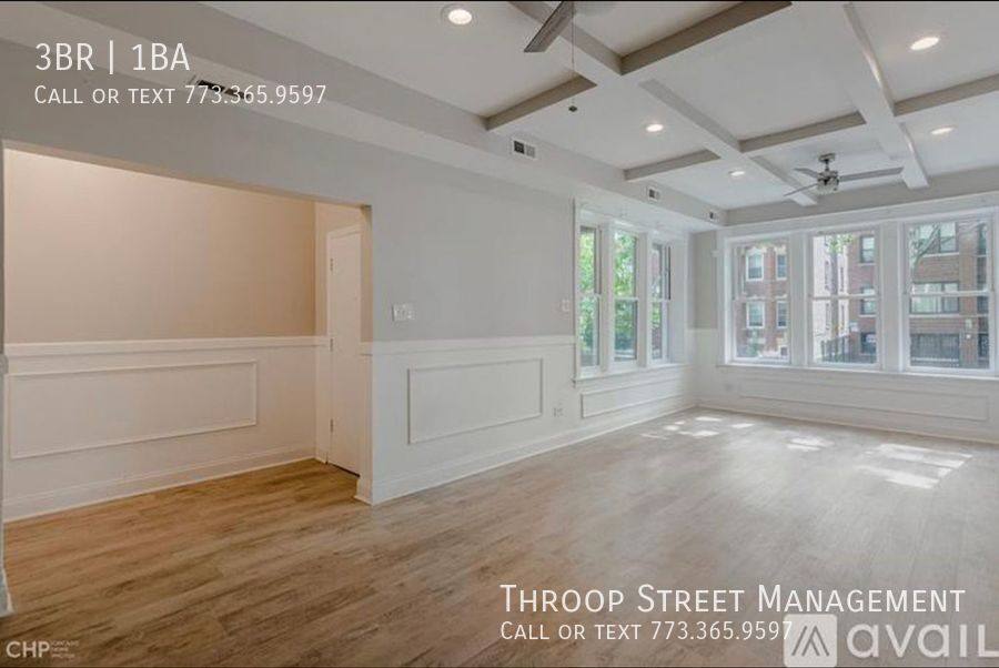 Apartment for rent at 6032 S Saint Lawrence #1, Chicago, IL 60637