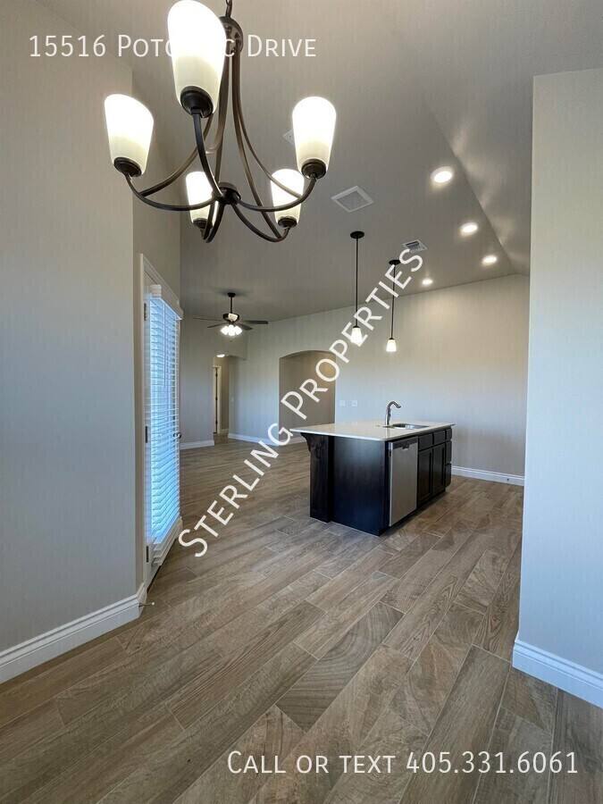 House for rent at 15516 Potomac Dr, Edmond, OK 73013