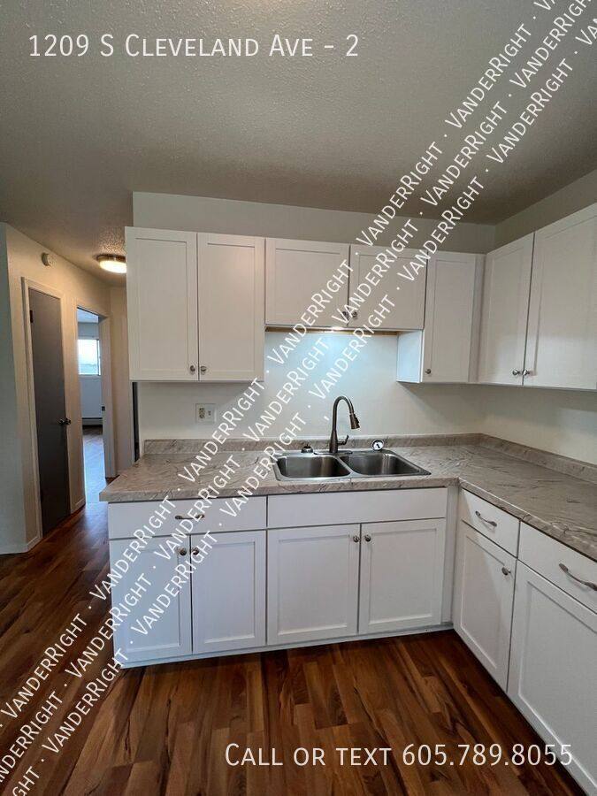 Apartment for rent at 1209 S Cleveland Ave #2, Sioux Falls, SD 57103