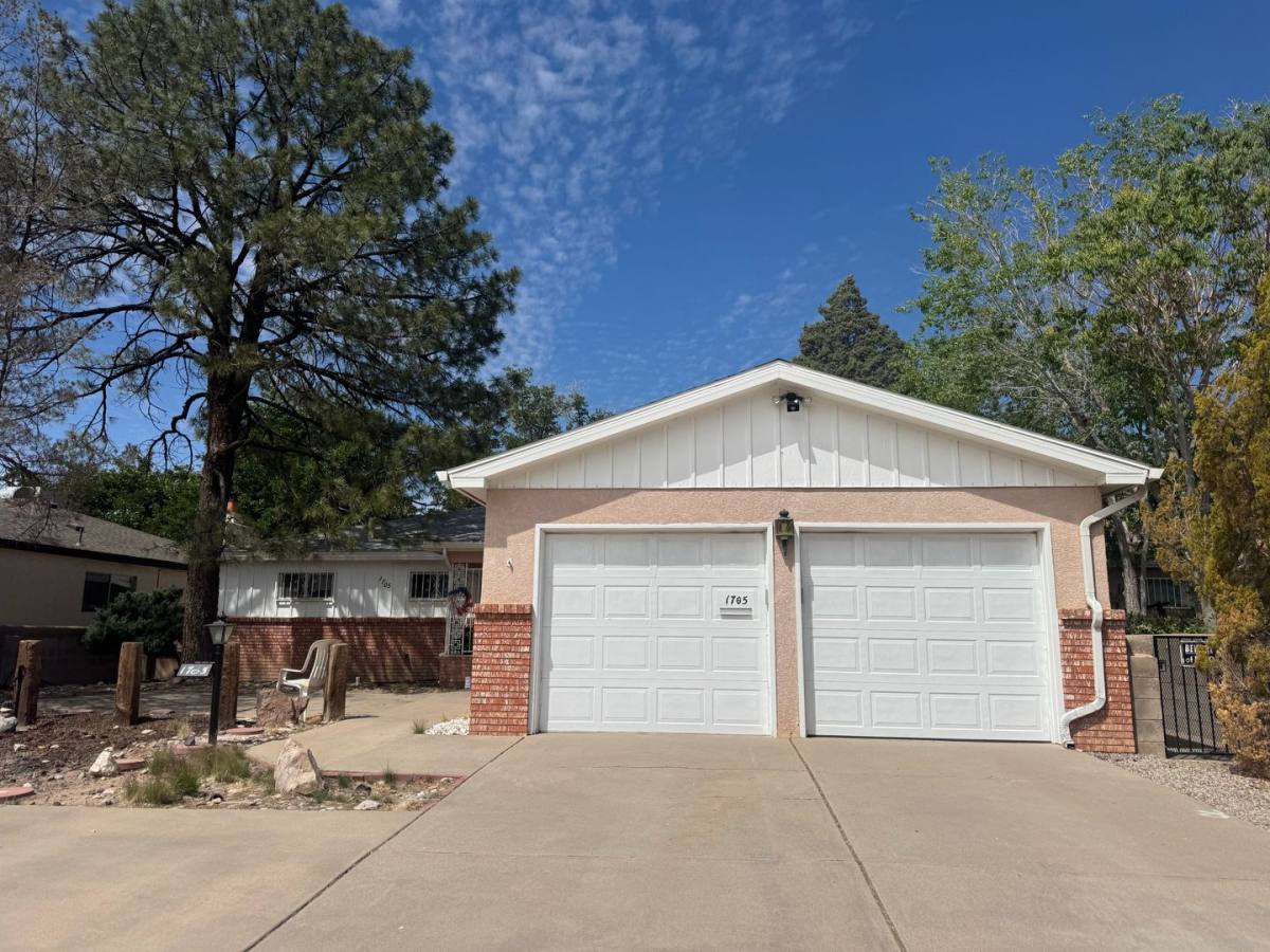 House for rent at 1705 California St NE, Albuquerque, NM 87110