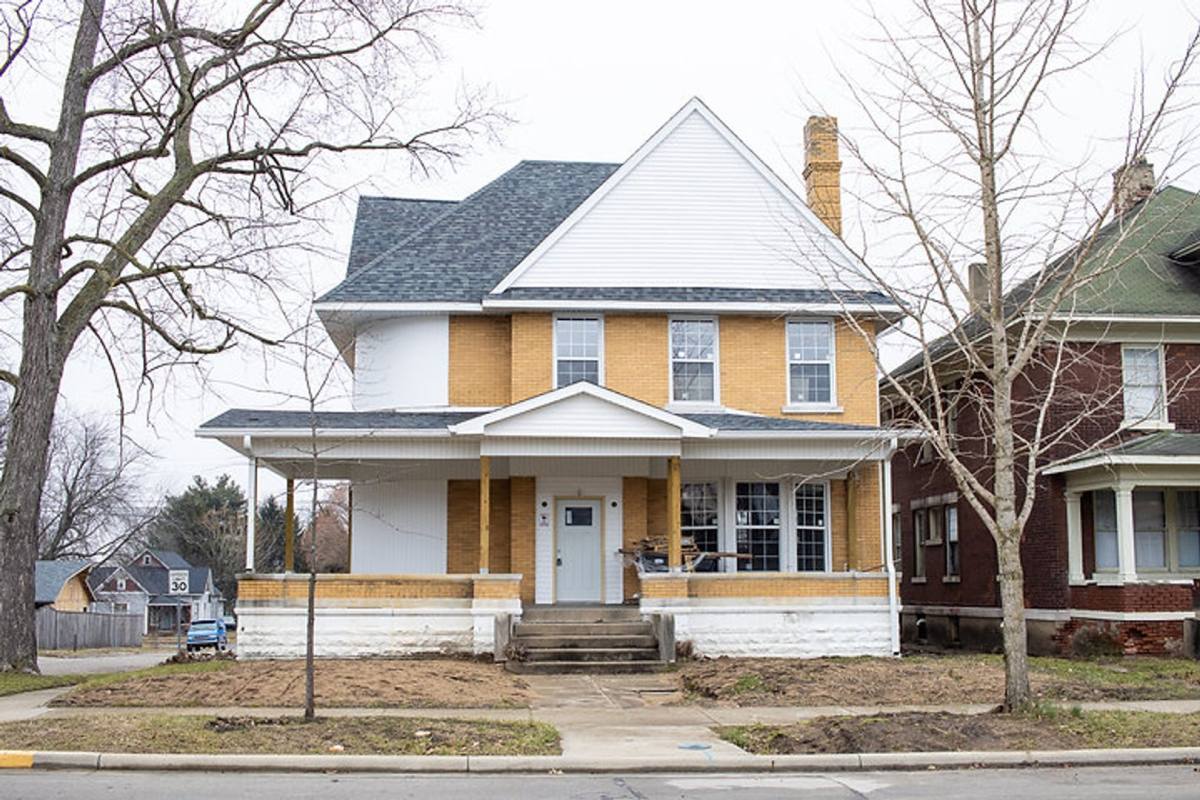 Apartment for rent at 1000 S 7th St, Terre Haute, IN 47807