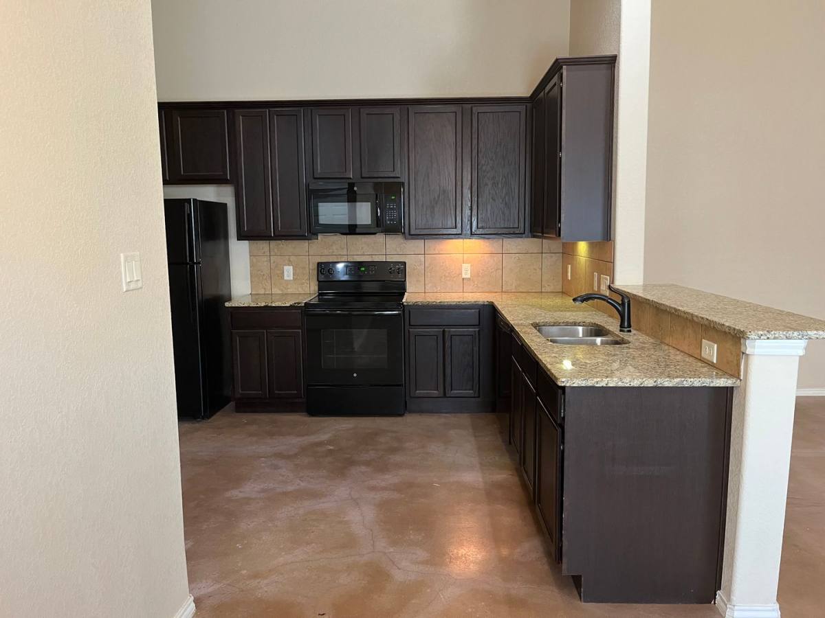 House for rent at 698 Saengerhalle Rd, New Braunfels, TX 78130