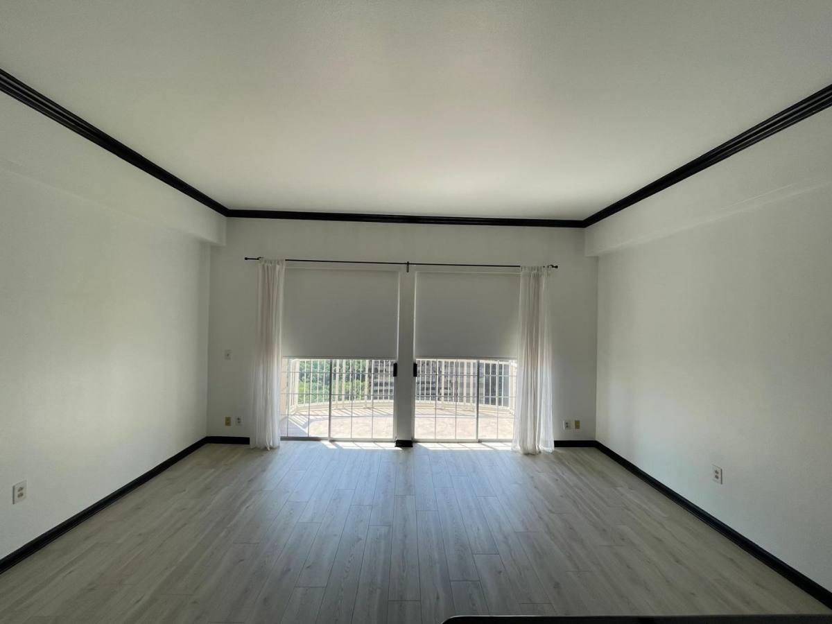 Condo for rent at 3225 Turtle Creek Blvd, Dallas, TX 75219