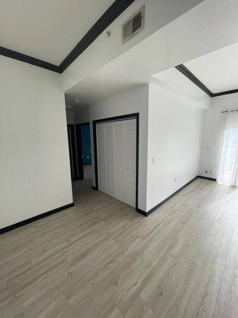 Condo for rent at 3225 Turtle Creek Blvd, Dallas, TX 75219