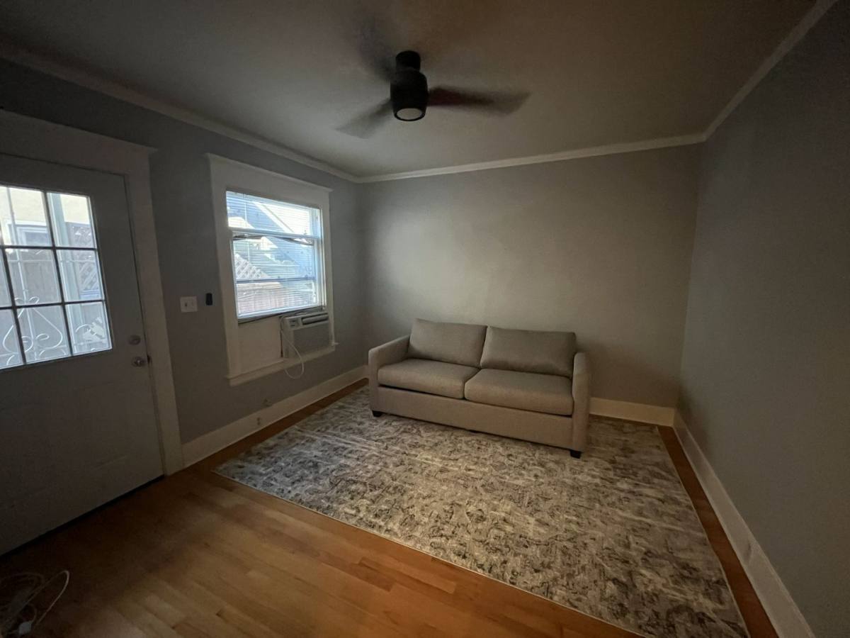 Apartment for rent at 2612-2614 Q St, Sacramento, CA 95816