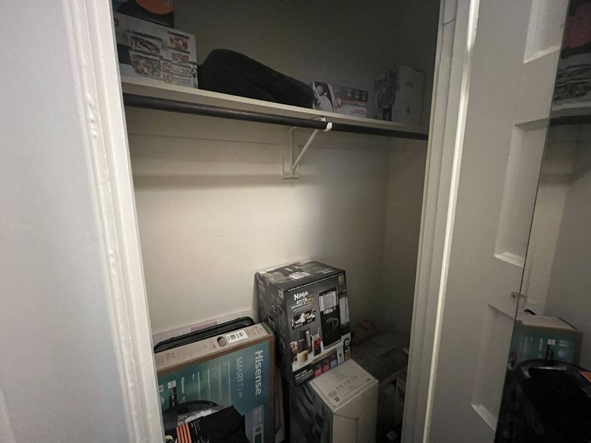 Apartment for rent at 2612-2614 Q St, Sacramento, CA 95816