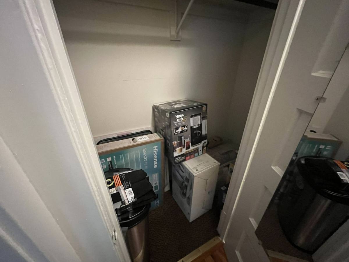 Apartment for rent at 2612-2614 Q St, Sacramento, CA 95816