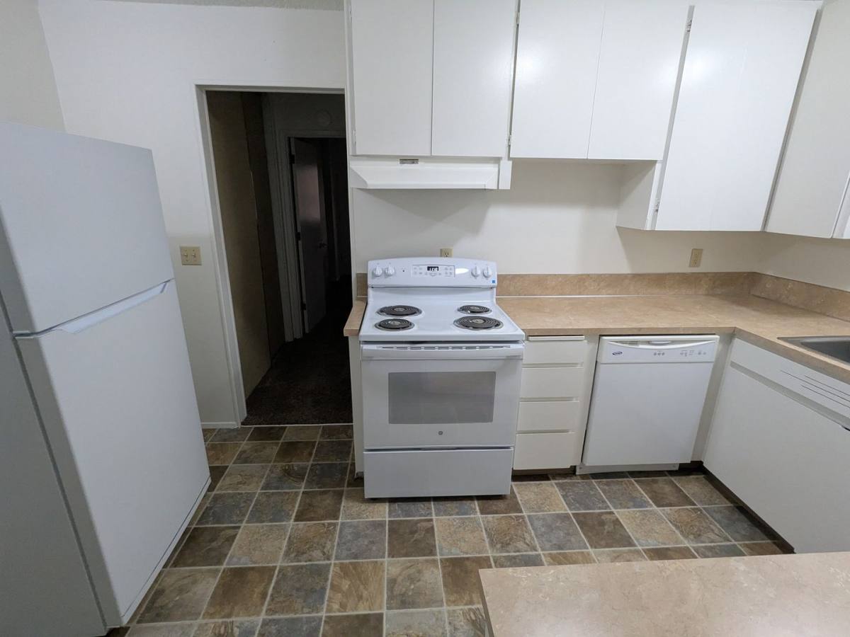 Apartment for rent at 1720-1738 Broadway St NE, Salem, OR 97301