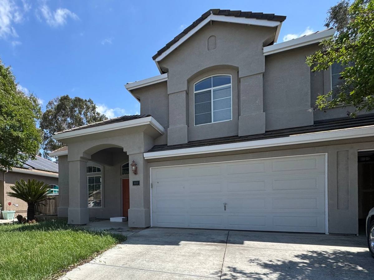 House for rent at 1037 Sandra St, Los Banos, CA 93635