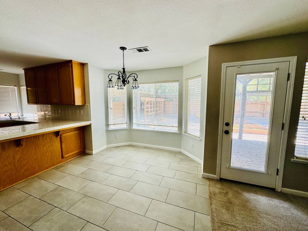 House for rent at 1037 Sandra St, Los Banos, CA 93635