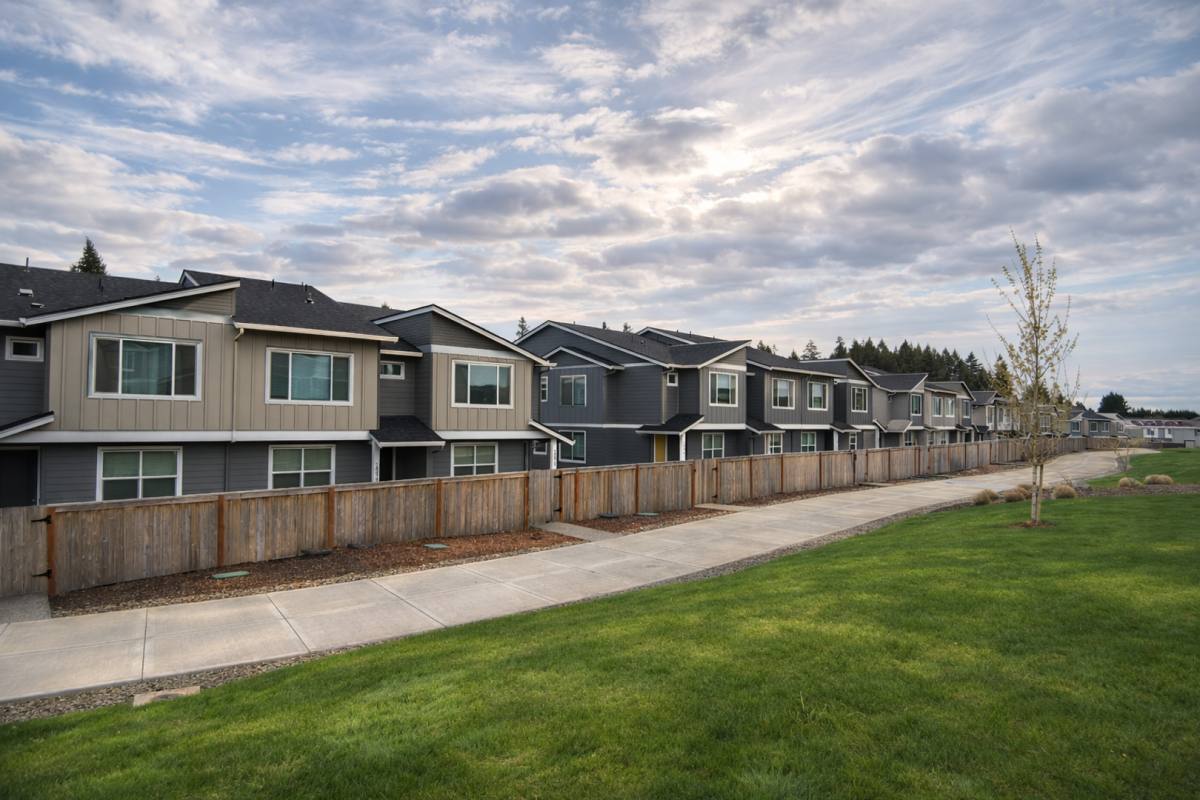 Townhouse for rent at 18426 NE 46th Place, Vancouver, WA 98686