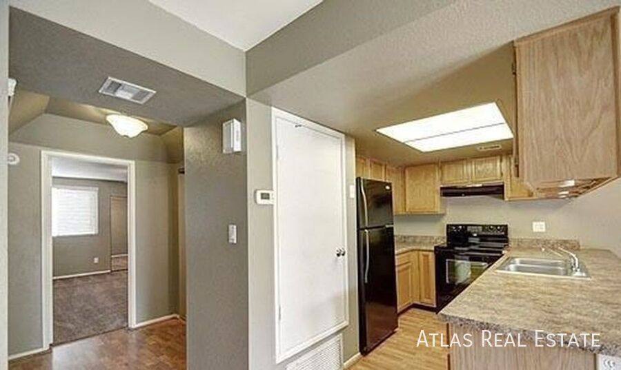Condo for rent at 18811 N 19th Ave #2004, Phoenix, AZ 85027