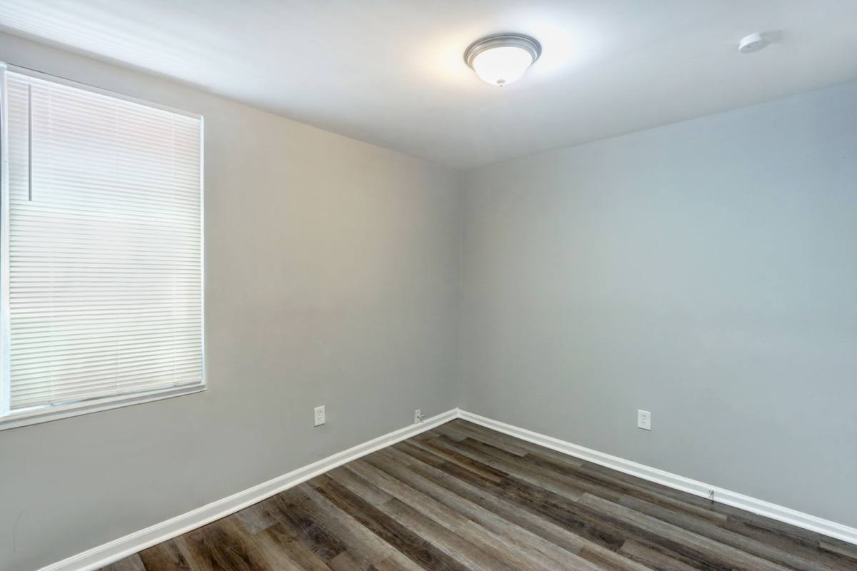 Apartment for rent at 917 W Victory Dr, Savannah, GA 31405