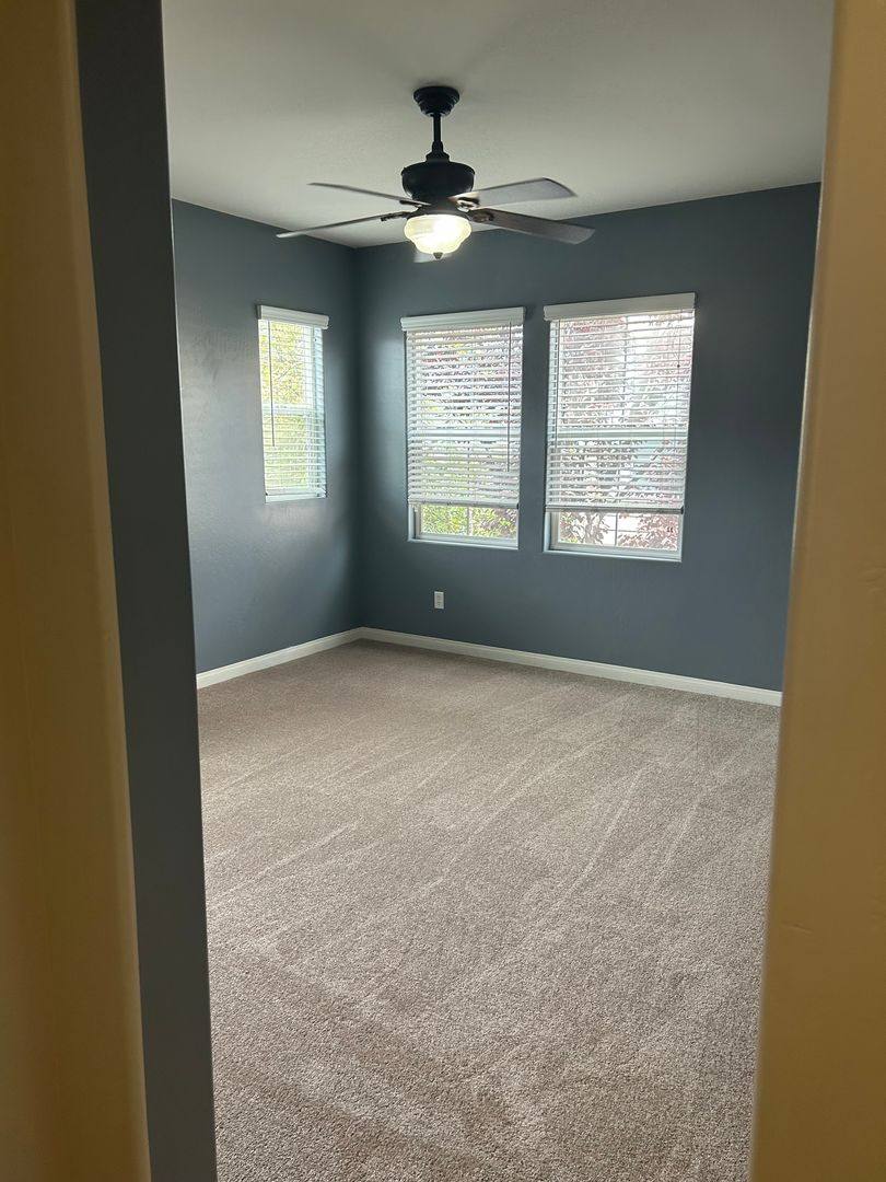 House for rent at 1925 Holt Rinehart Ave, Bakersfield, CA 93311