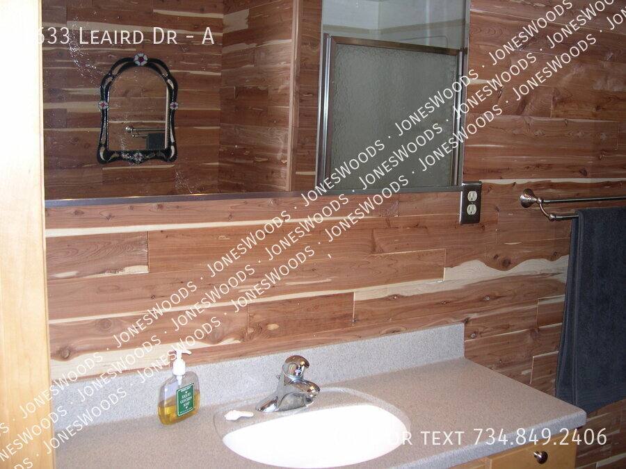 Apartment for rent at 1633 Leaird Dr #A, Ann Arbor, MI 48105