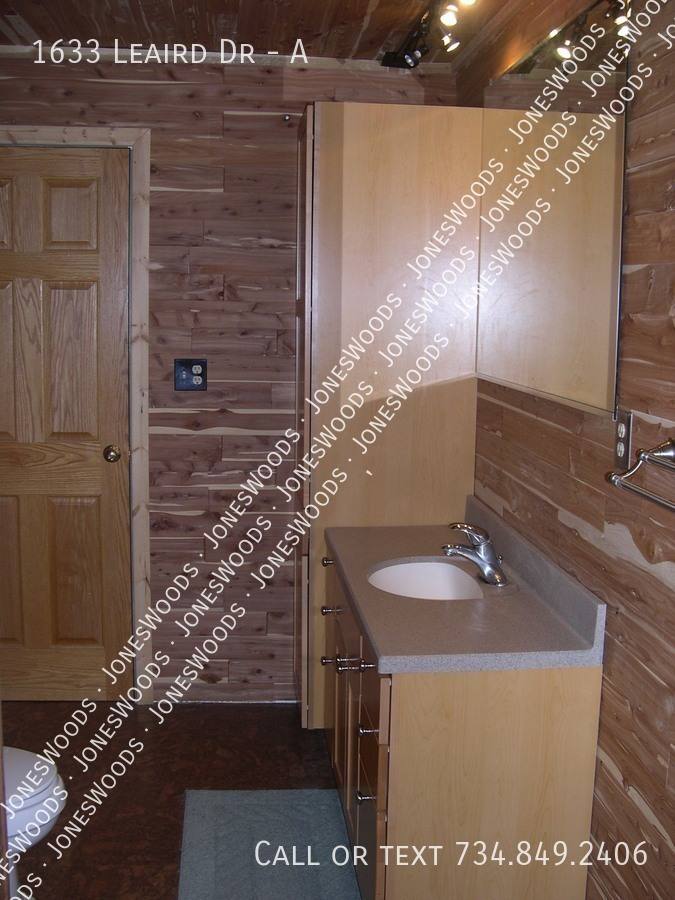 Apartment for rent at 1633 Leaird Dr #A, Ann Arbor, MI 48105