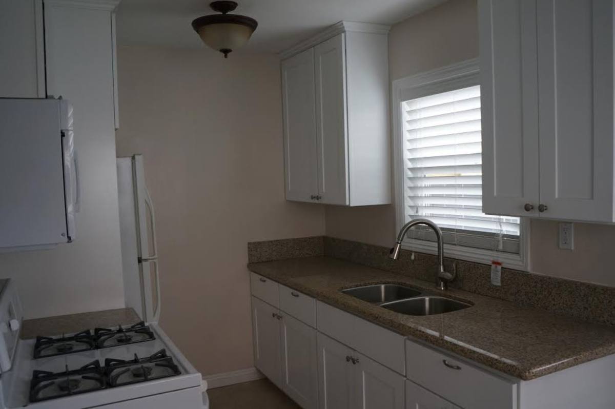 Apartment for rent at 4635-4637 Arizona St, San Diego, CA 92116