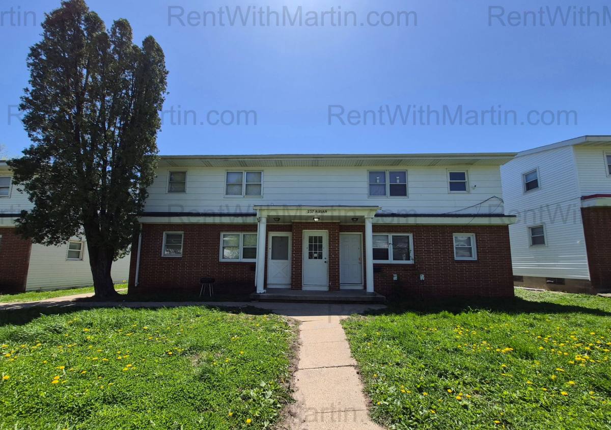 Apartment for rent at 237 Miriam Dr, Waterloo, IA 50702