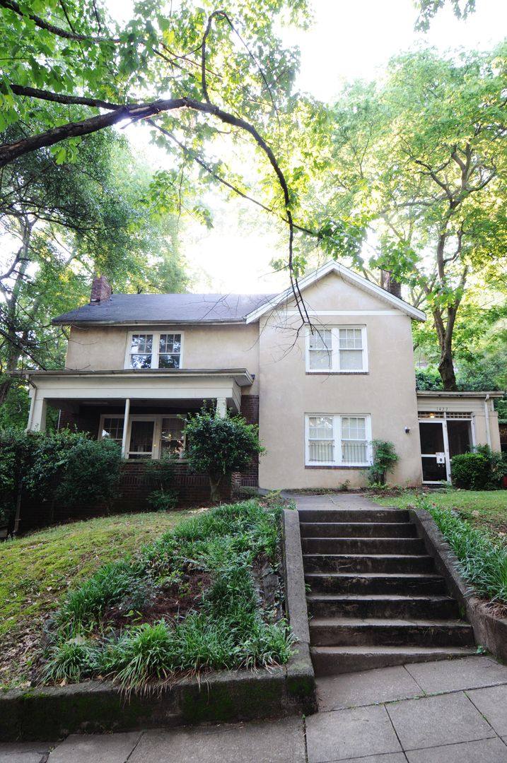 Apartment for rent at 1425 33rd St So, Birmingham, AL 35205