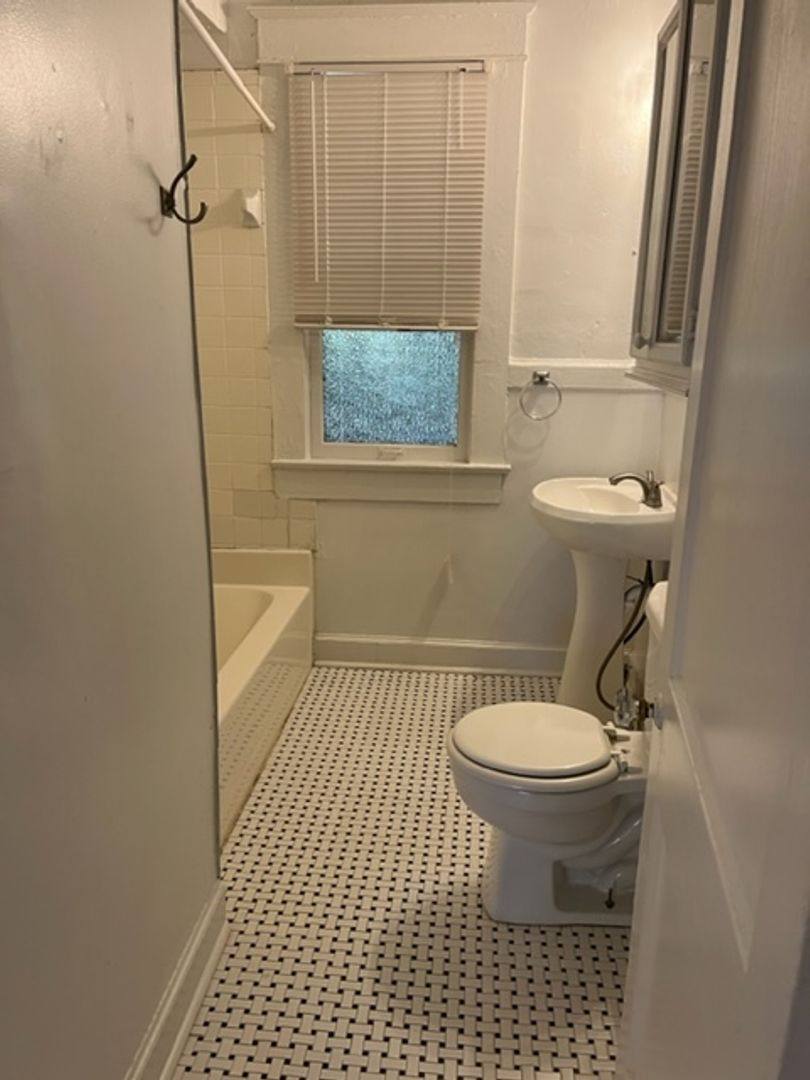 Apartment for rent at 1425 33rd St So, Birmingham, AL 35205