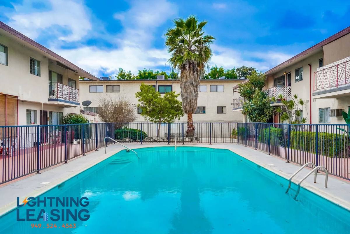Apartment for rent at 12310 Chandler Blvd #41A, Valley Village, CA 91607