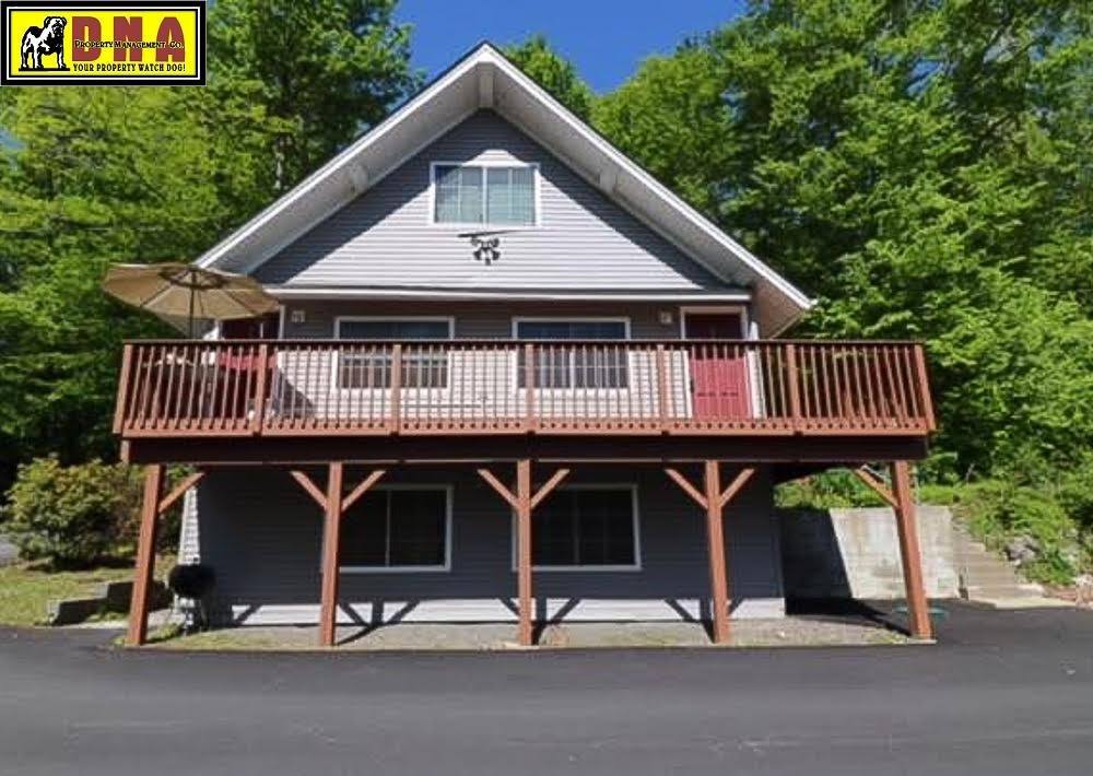Apartment for rent at 106-115 3rd St, Gouldsboro, PA 18424