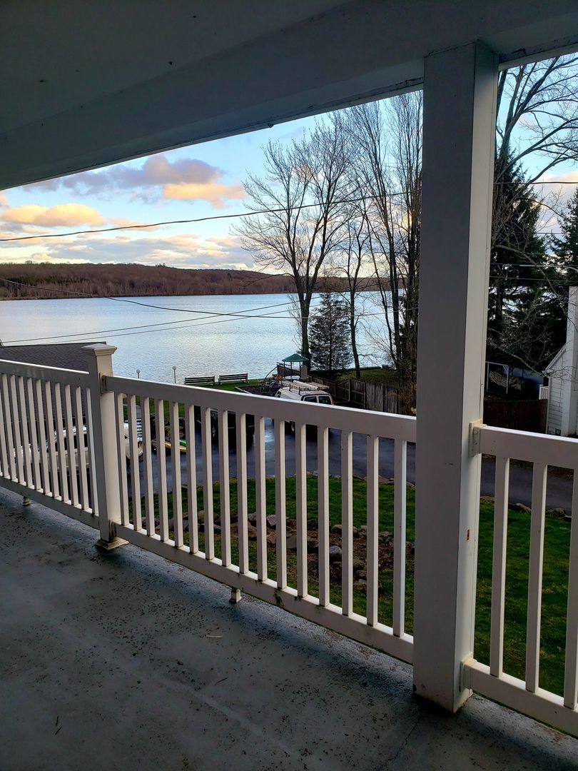 Apartment for rent at 106-115 3rd St, Gouldsboro, PA 18424