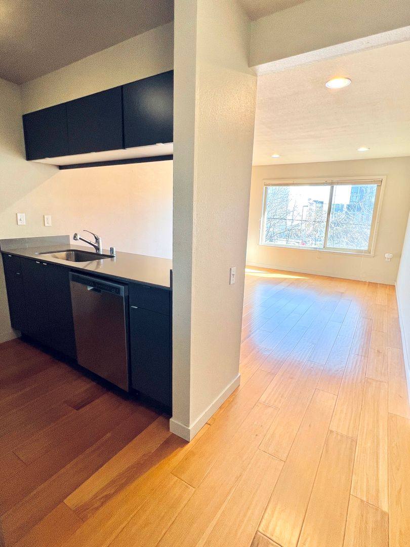 Apartment for rent at 844 NE 69th St, Seattle, WA 98115