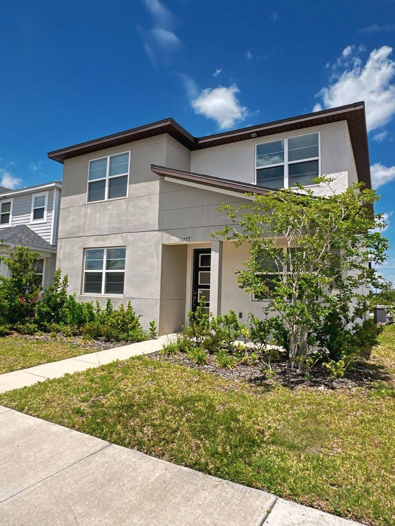 House for rent at 11777 Globe St, Orlando, FL 32832