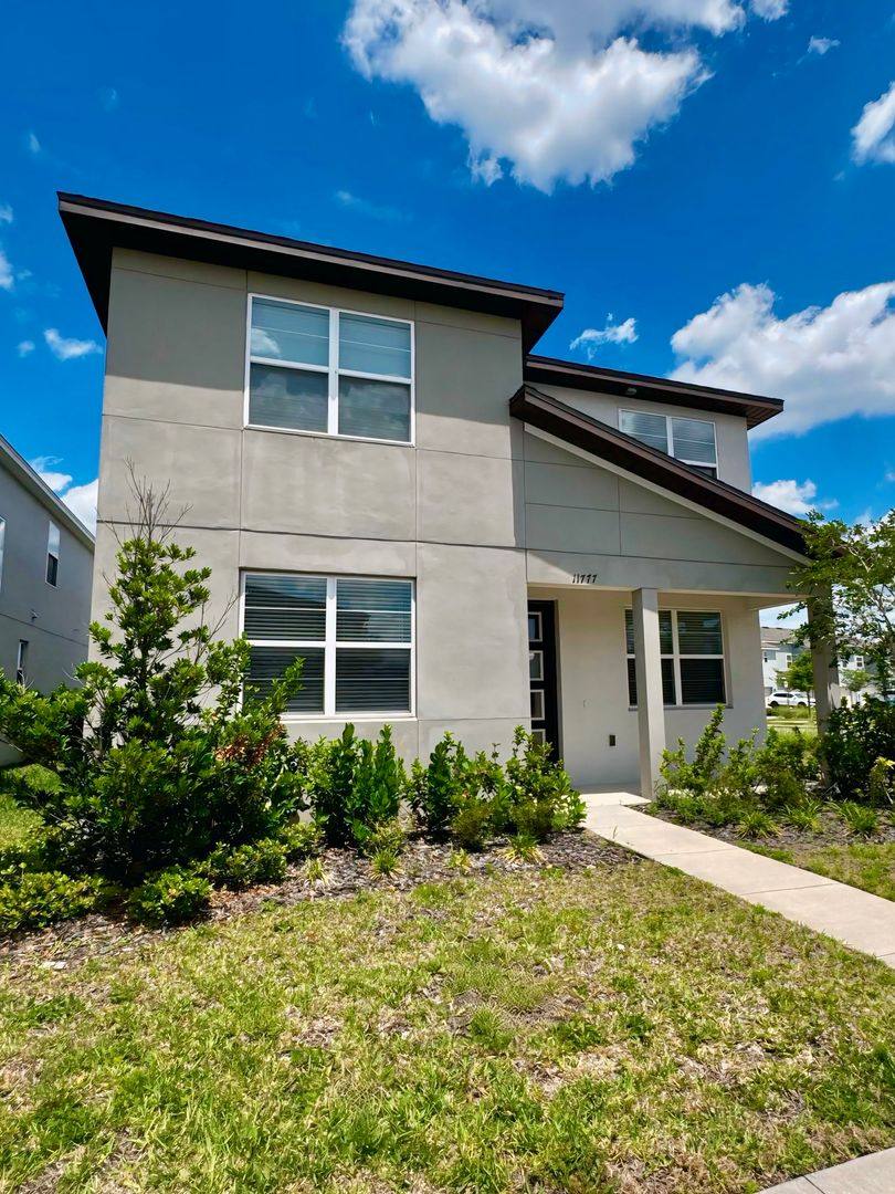 House for rent at 11777 Globe St, Orlando, FL 32832