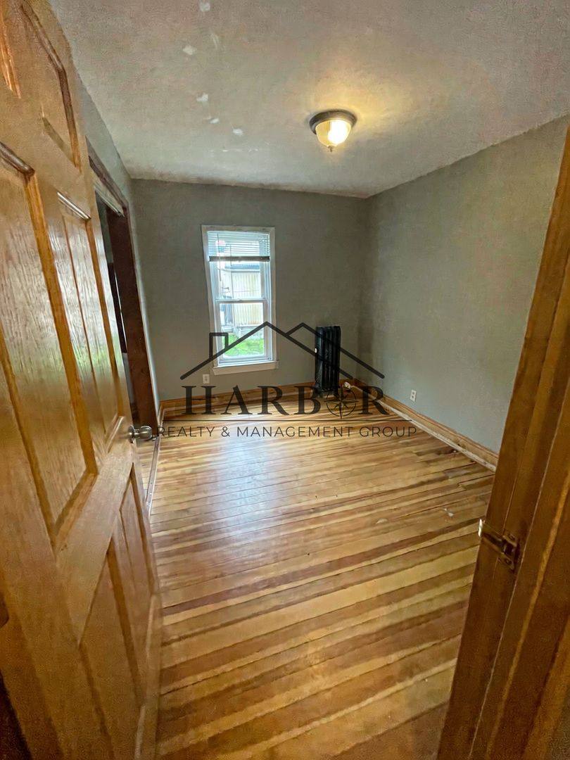 Apartment for rent at 24 W Main St #5, Hayfield, MN 55940