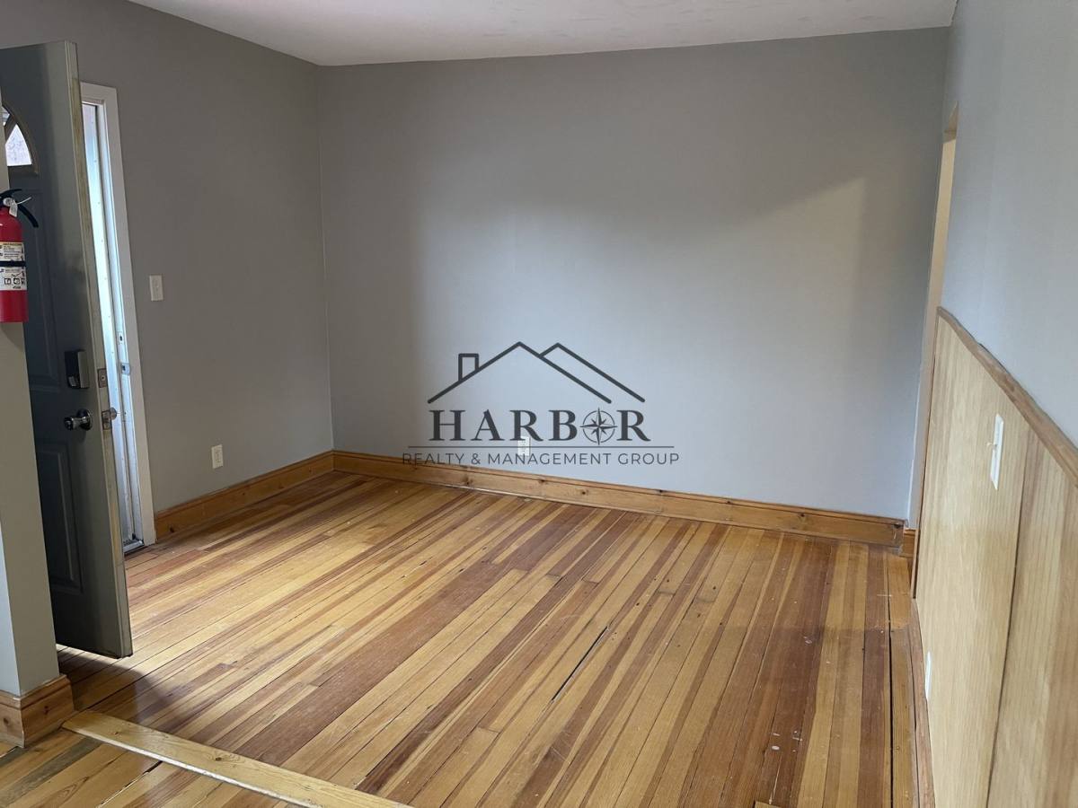 Apartment for rent at 24 W Main St #5, Hayfield, MN 55940