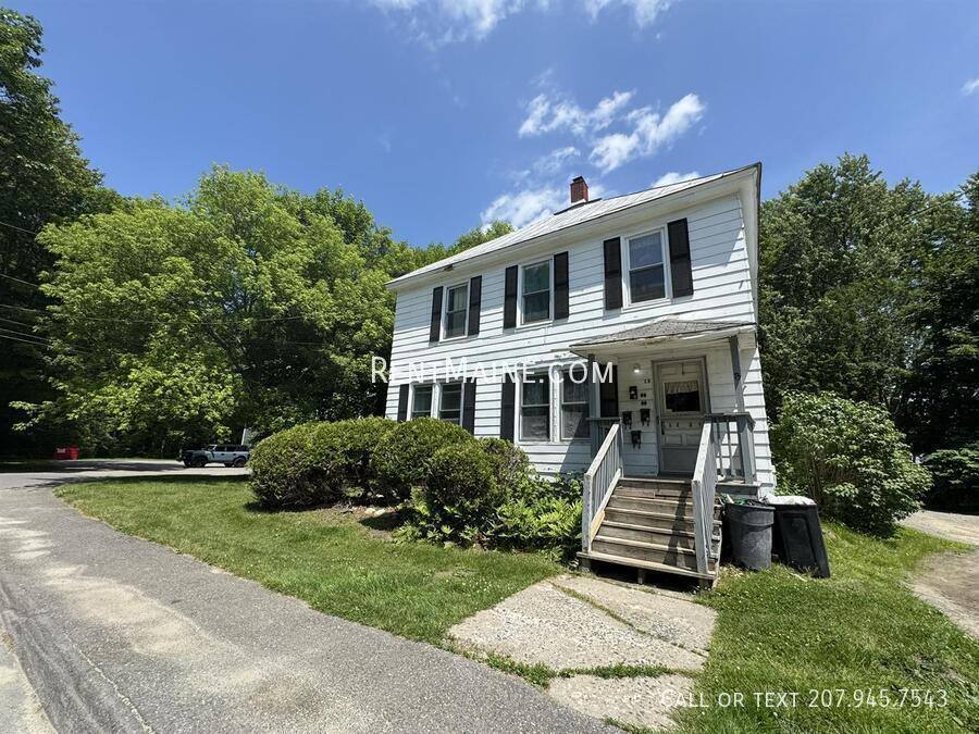Apartment for rent at 13 Kidder St #3, Waterville, ME 04901