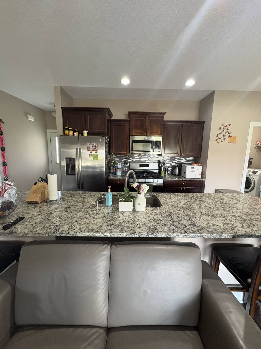 House for rent at 5668 Prairie Grass Dr, Johnston, IA 50131