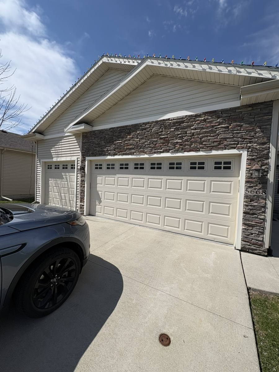 House for rent at 5668 Prairie Grass Dr, Johnston, IA 50131