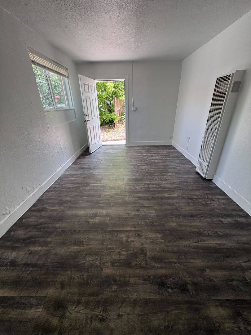 Apartment for rent at 1415 Clinton St, Aurora, CO 80010