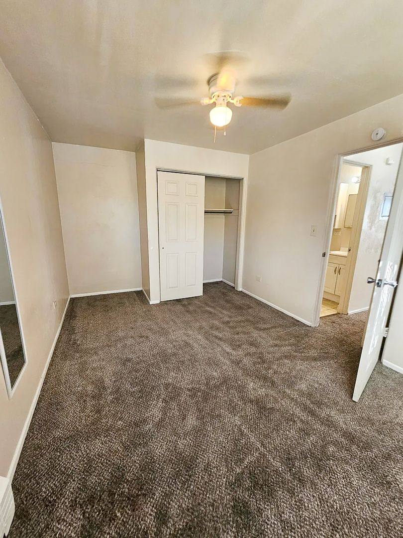 Apartment for rent at 1415 Clinton St, Aurora, CO 80010