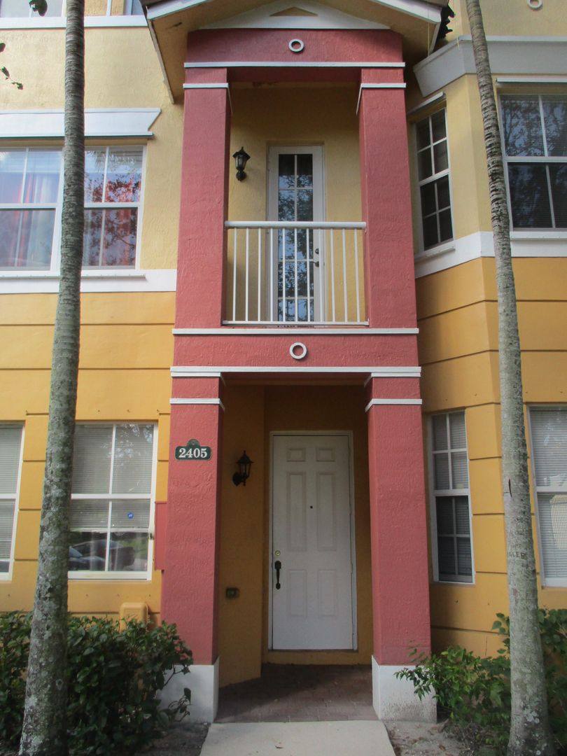 Townhouse for rent at 2405 Shoma Dr, Wellington, FL 33414